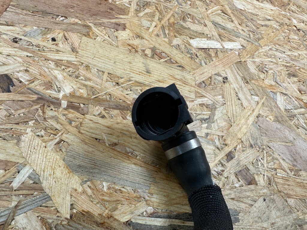 фото №8, Патрубок труба шланг води bmw 3 g20 g21 8654864