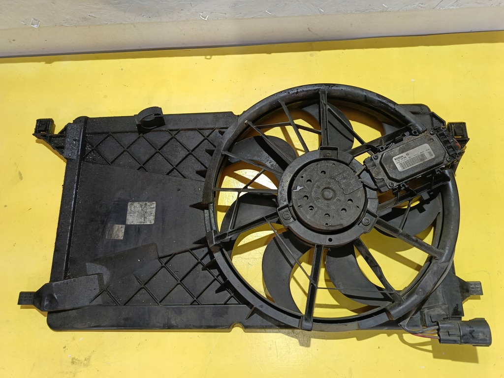 фото №1, Ford focus mk2 1,8 tdci wenttylator радіатора