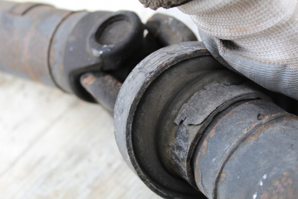 Купити Wał привідний bmw x5 e53 4.4i m62b44 автоматична коробка передач