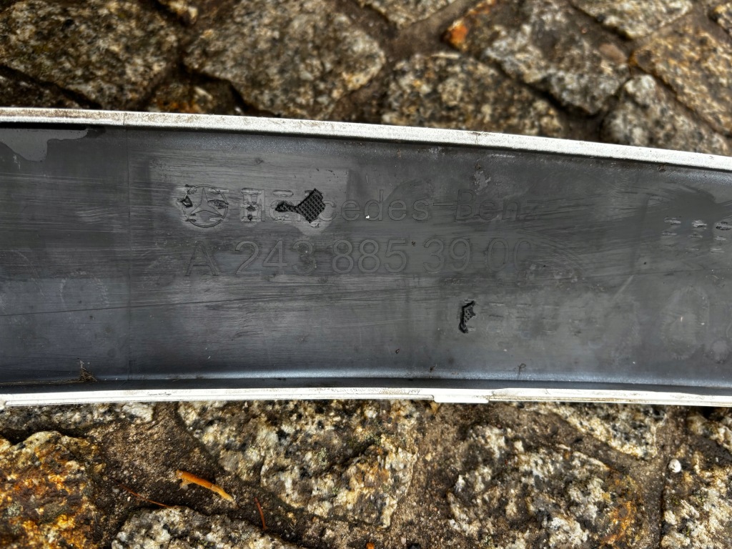 фото №14, Mercedes 243 eqb молдинг бампера напрямна перед 2438853900 2438855400 оригінал