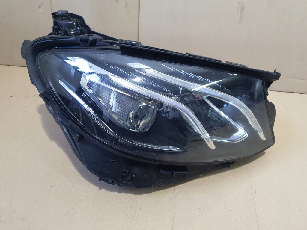 фото №1, Лампа перед правая performance w213 mercedes a2139068808