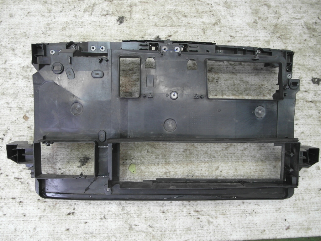 фото №1, Pas передний перед renault megane iv 4 625001359r nr99