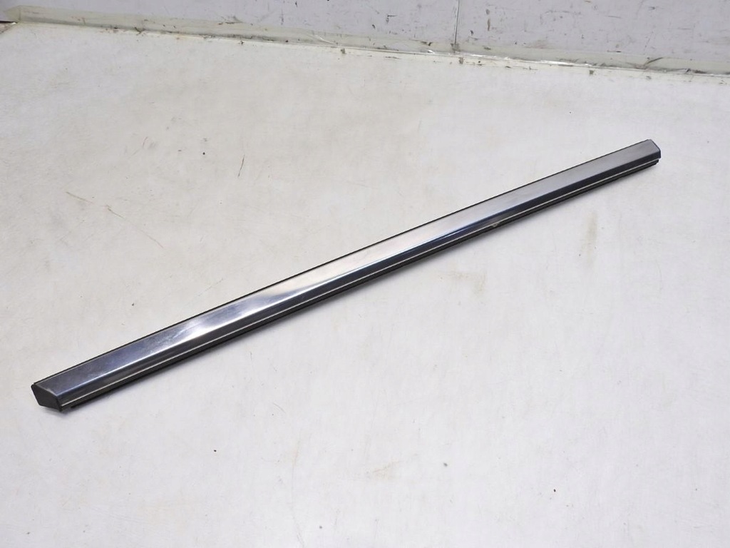 фото №7, Молдинг уплотнитель левый задняя sebring iii cabrio