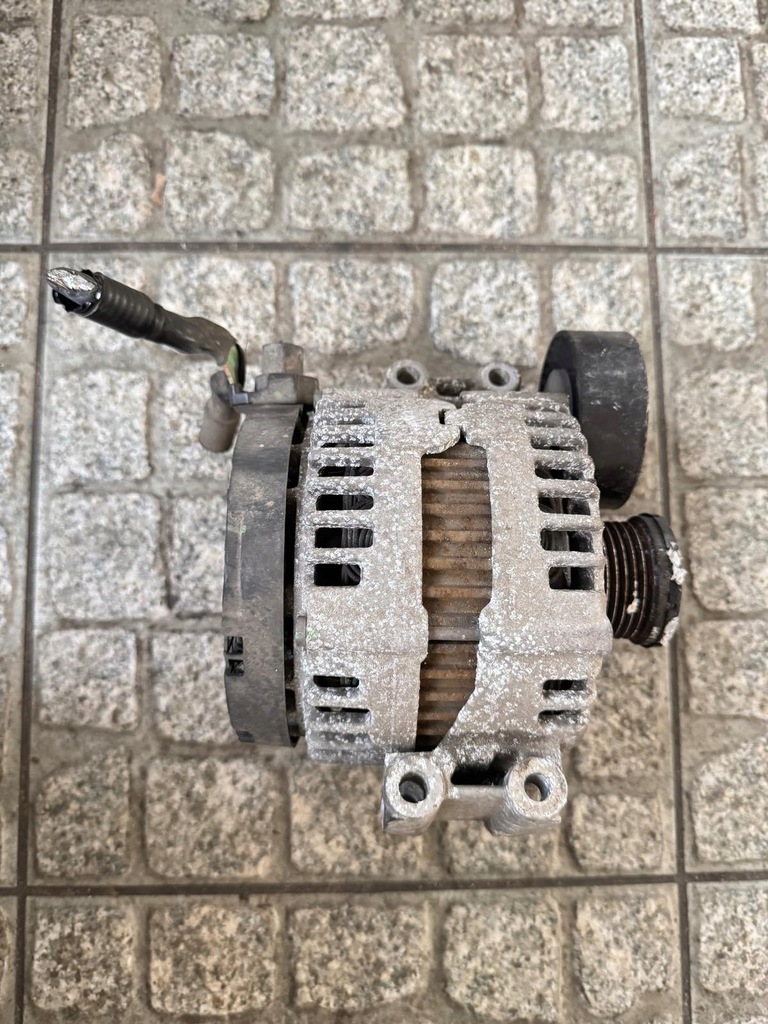 фото №5, Генератор 180 bmw e90 e92 e91 n43b20 2.0 170 n43 7550469 0121715017