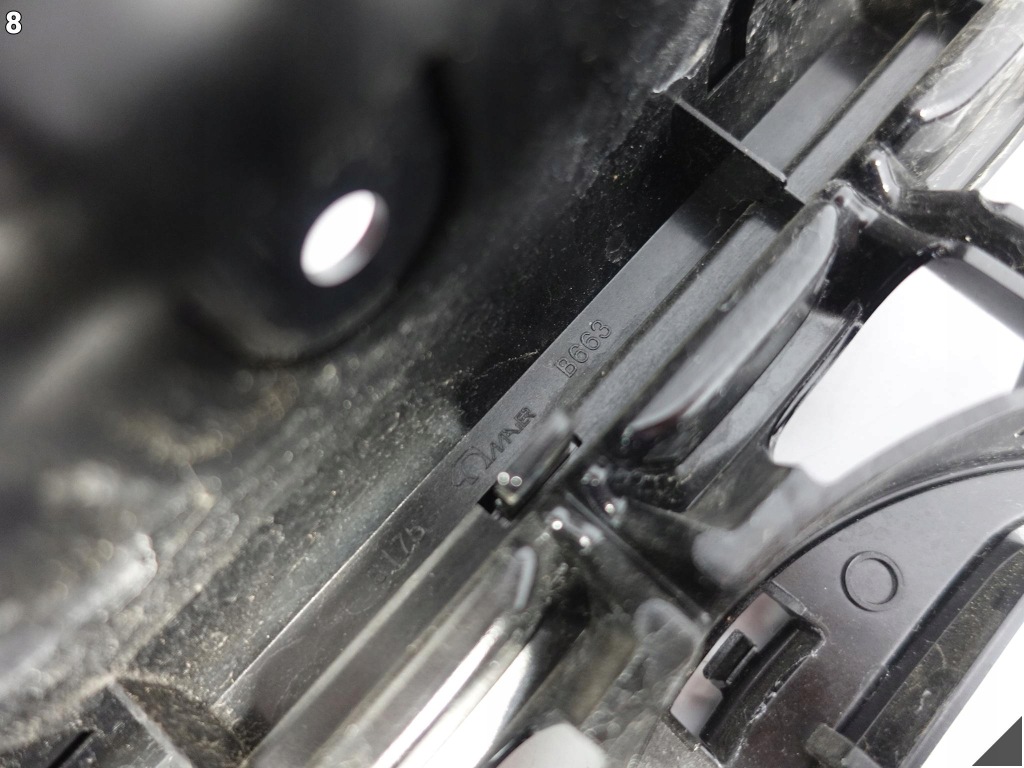 Купить Volvo xc40 r-design 22- рестайлинг  решётка радиатора решётка  решётка w бампер перед