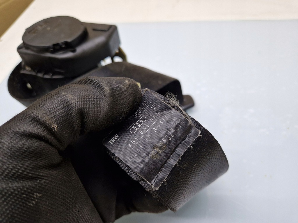 фото №7, Audi a6 s6 c5 4b 2001 pas безопасности сиденье заднего