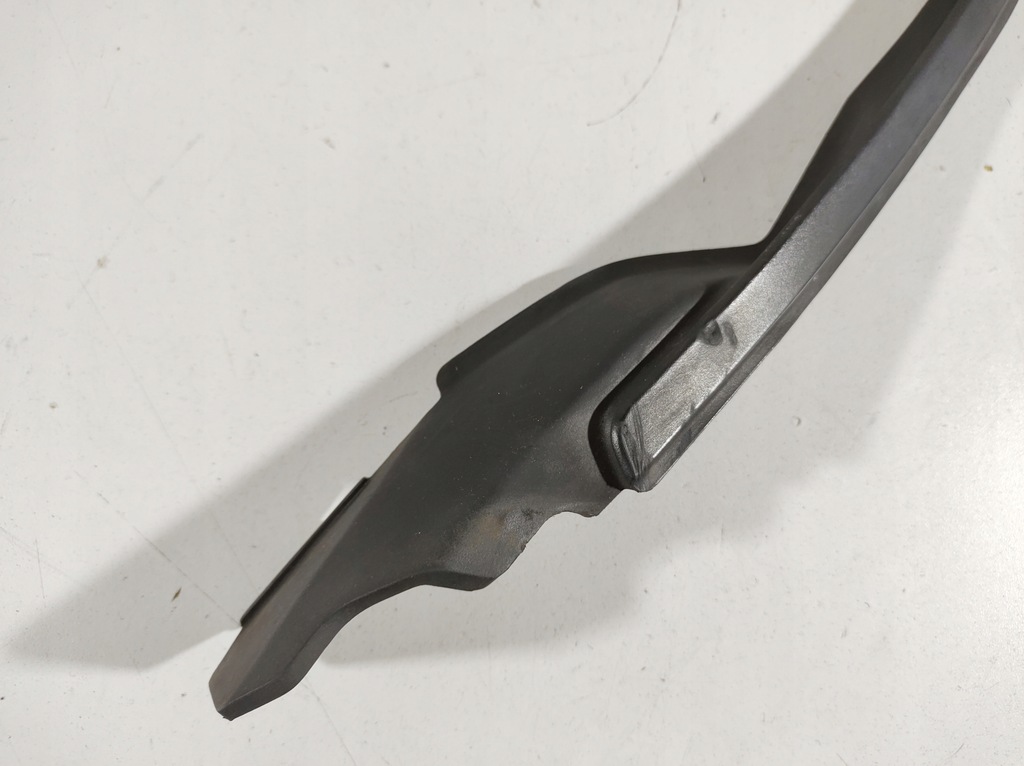 фото №4, Volvo v40 12- молдинг стекло левая