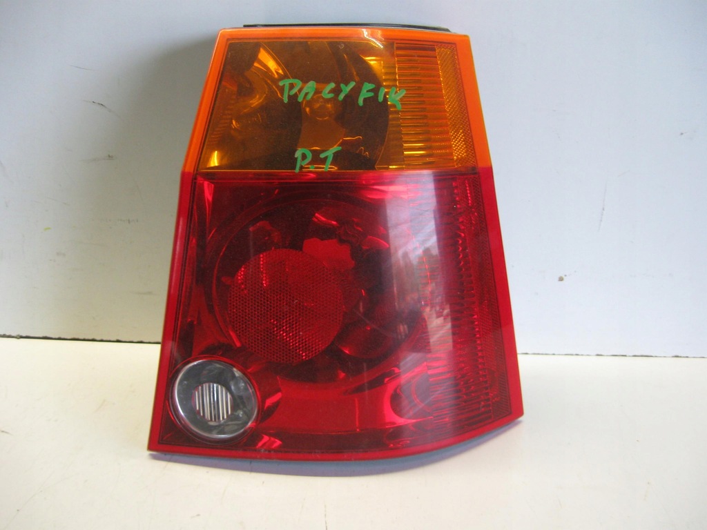 фото №1, Лампа права задня задня chrysler pacifica #