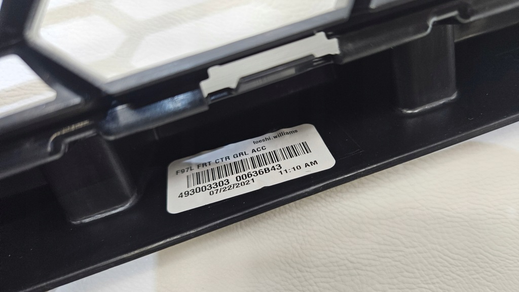 Решітка середня бампера bmw x3 f97 x4 f98 8087405 nowa Зі Шроту