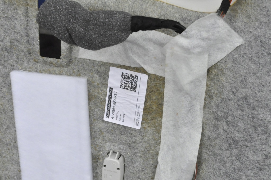 фото №8, Mercedes w177 потолок крыша czarna