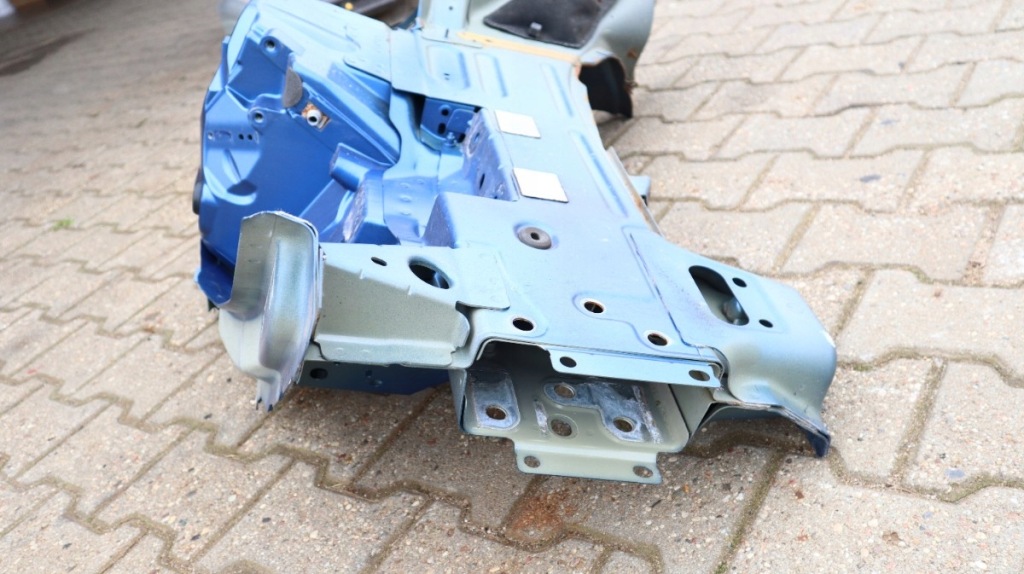 Volvo v90 чверть лонжерон права перед Оригінал