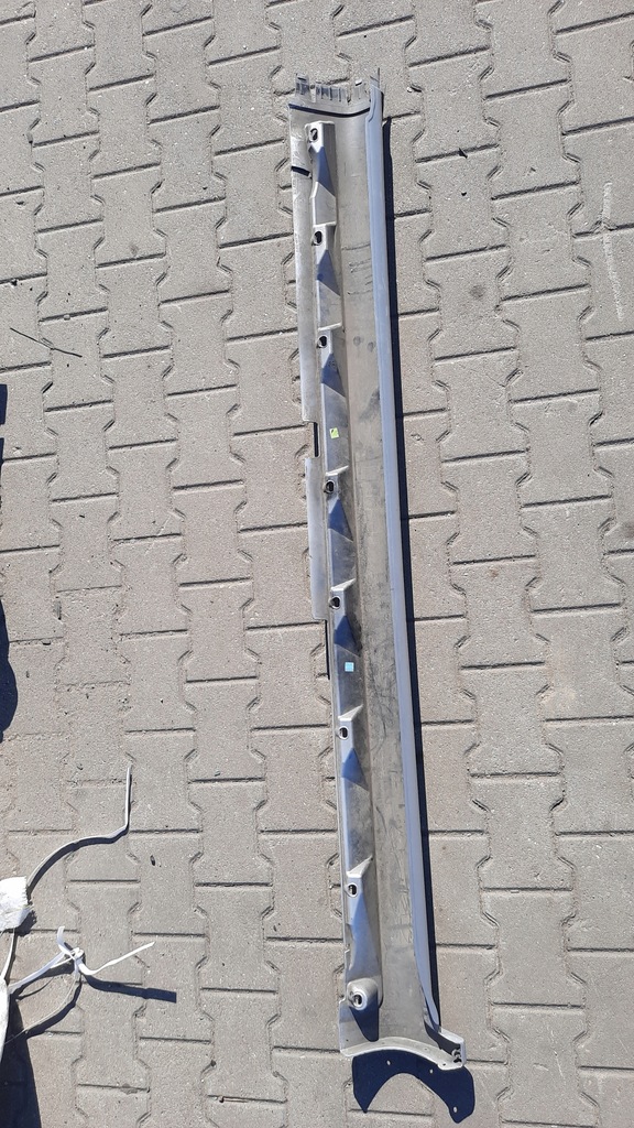 фото №7, Молдинг порог правая 30744340 volvo v70 ii lift