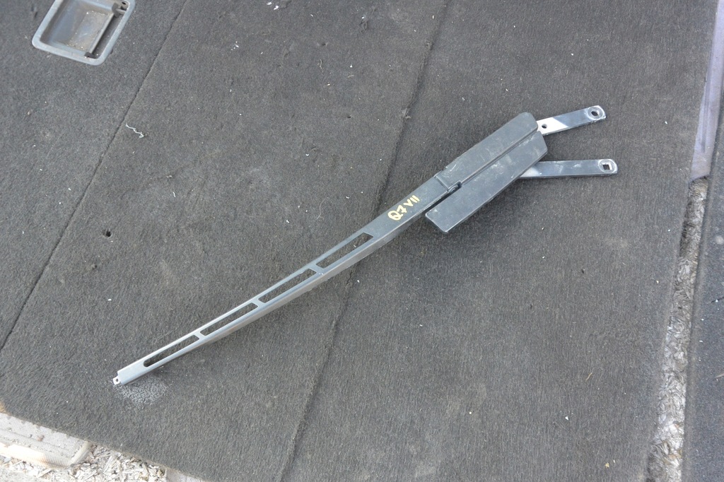 фото №1, Рычаг дворники audi q7 4l eu