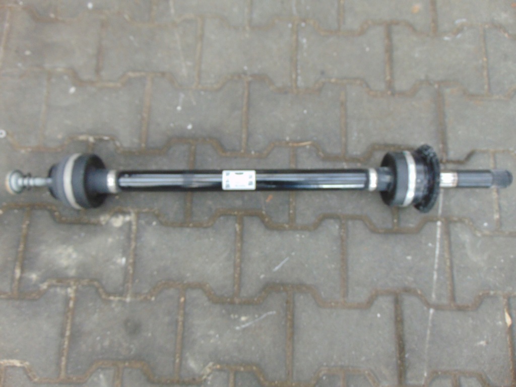 фото №1, Приводной вал bmw m8 f91 f92 f93 8089850