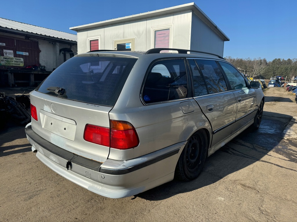 фото №16, Bmw seria5 e39 комплект сидінь обшивка дверей двері обшивки сидіння сидіння заднє сидіння