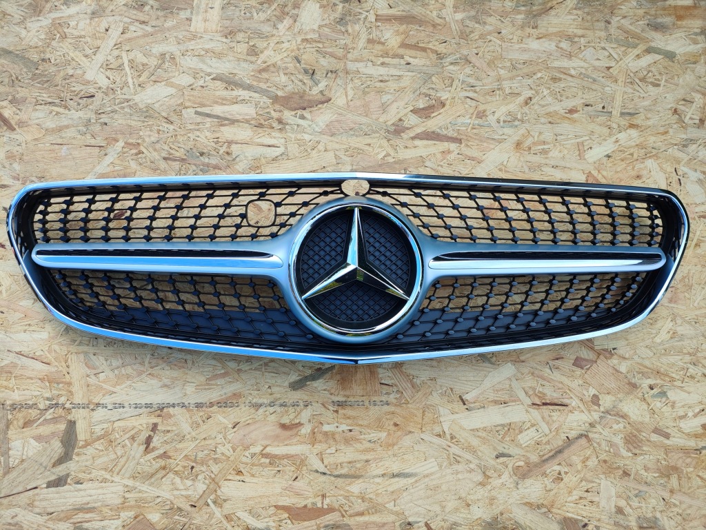 Купити Mercedes s-klasa coupe w217 14- решітка радіатора решітка радіатора решітка радіатора