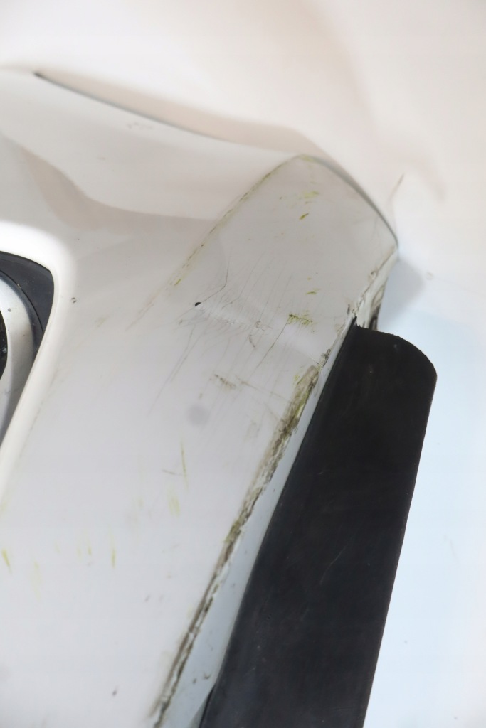 фото №12, Бампер передний toyota yaris iii lift 040