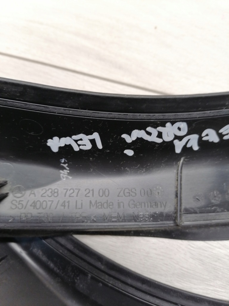 Mercedes w238 16- уплотнители дверь l p a2387272100 Оригинал