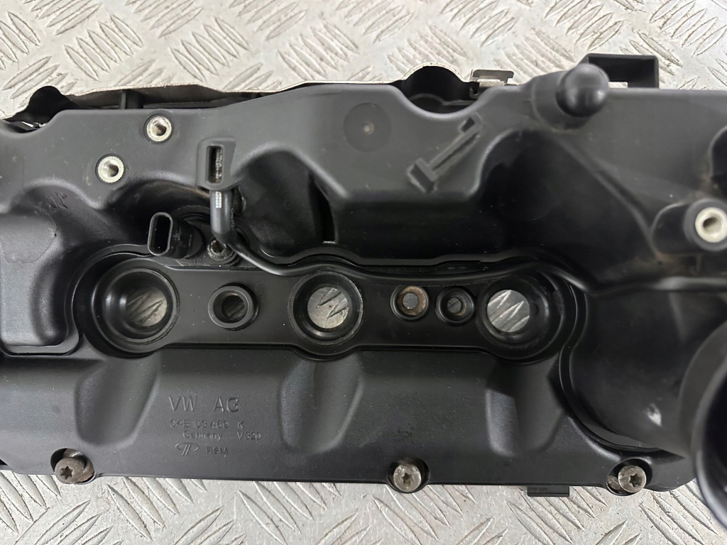 Skoda fabia iii 1.4 tdi cut крышка клапанов 04b103469k с Разборки