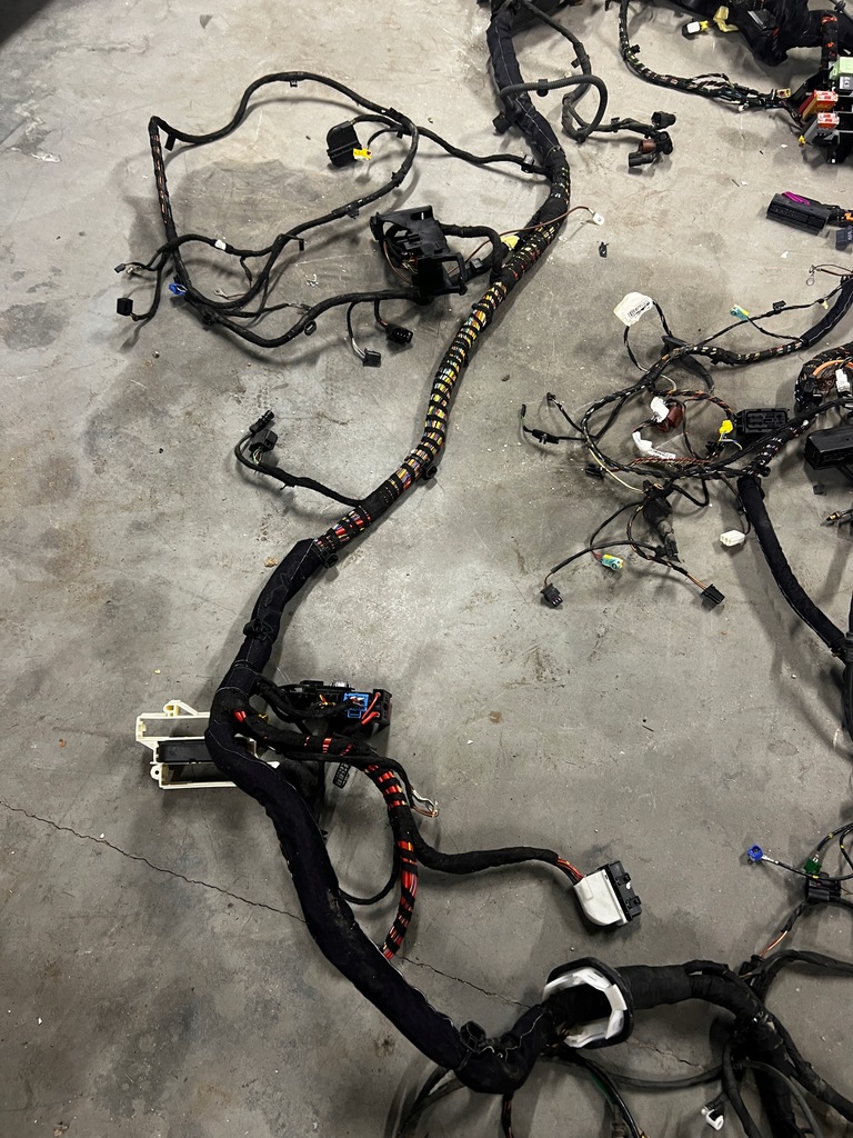 фото №9, Жгут трубопровод кабины audi a8 d4