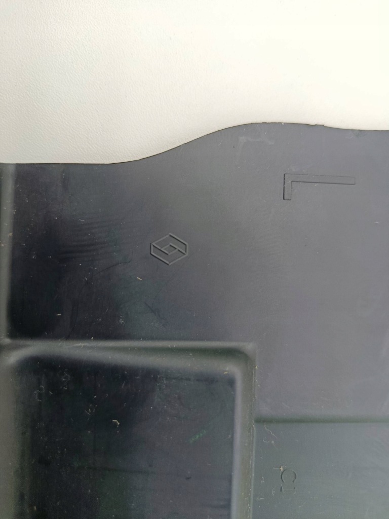 Renault clio iv воздуховод воздуха комплект 622577511r в Украине