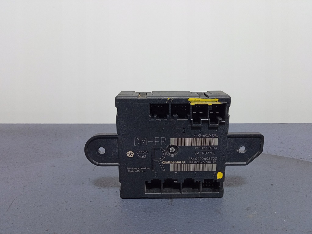 фото №1, Grand cherokee wk2 блок управления замка правый