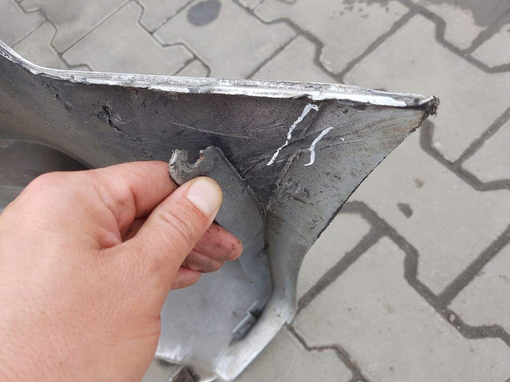 фото №16, Audi a4 b8 08-11r бампер перед передній решітка радіатора