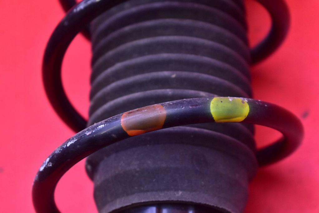 фото №7, Амортизатор правий задня na1j2870xa mazda mx5 mx-5 4 iv nd 2.0 skyactiv 160 km