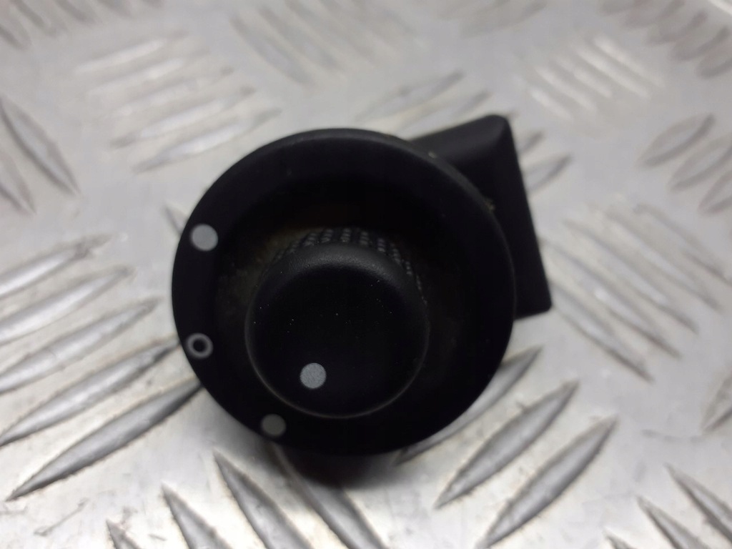 фото №1, Переключатель зеркал renault clio ii 7700429992