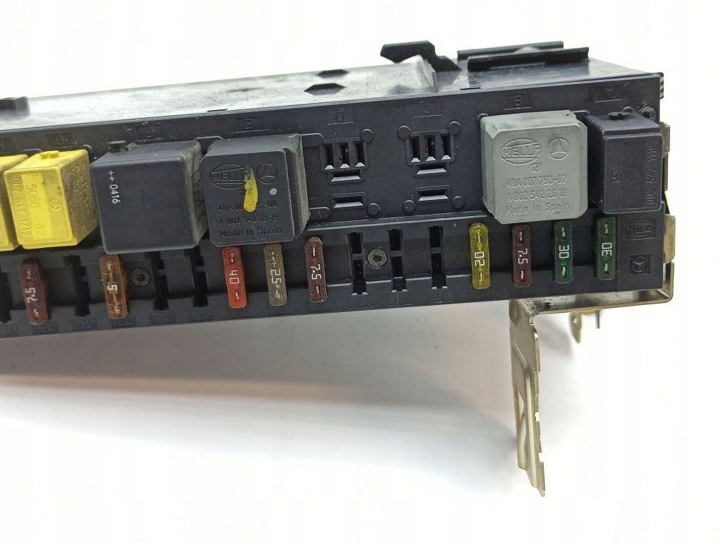 Mercedes-benz c w203 рамка / модуль предохранителей 2035453201 Цена