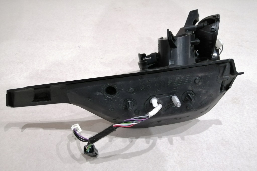 фото №2, Дзеркало праве citroen c3 iii 6+4 pin