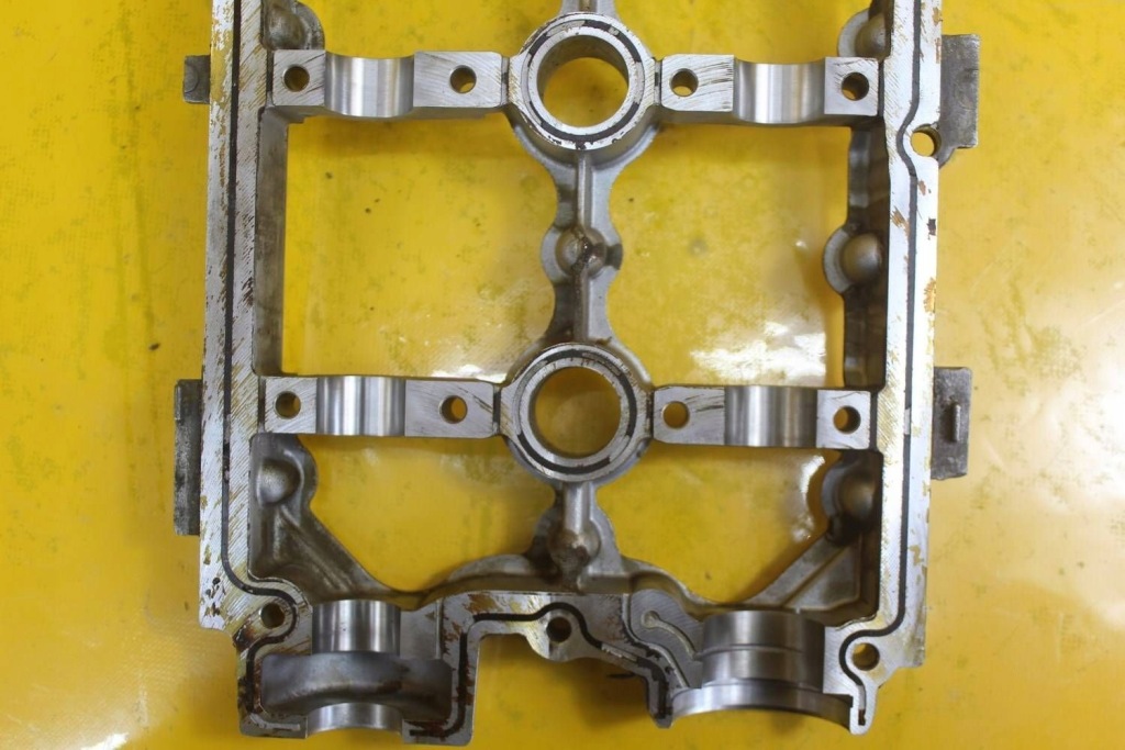 Головка audi a6 c6 a3 8p a4 vw golf v 2.0 tfsi bpj bwa bwe bul 06f103373 Недорого