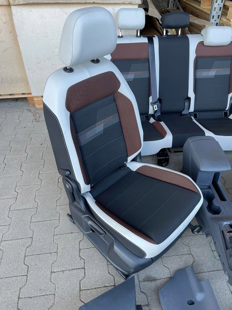 фото №11, Vw t cross сиденья сиденье заднее сиденье туннель подогрев кожа