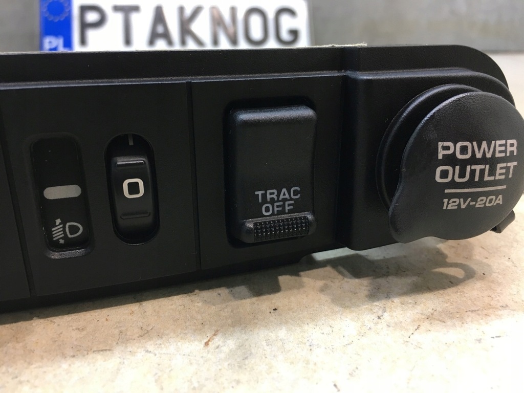 фото №7, Панель переключателей chrysler pt cruiser 04671622ae