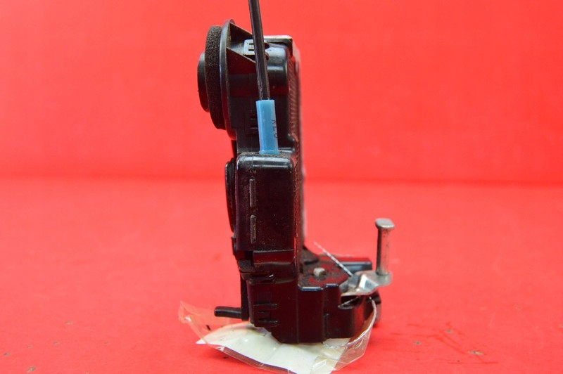 фото №4, Замок двері лівий задня задній suzuki grand vitara 2 ii 05-14