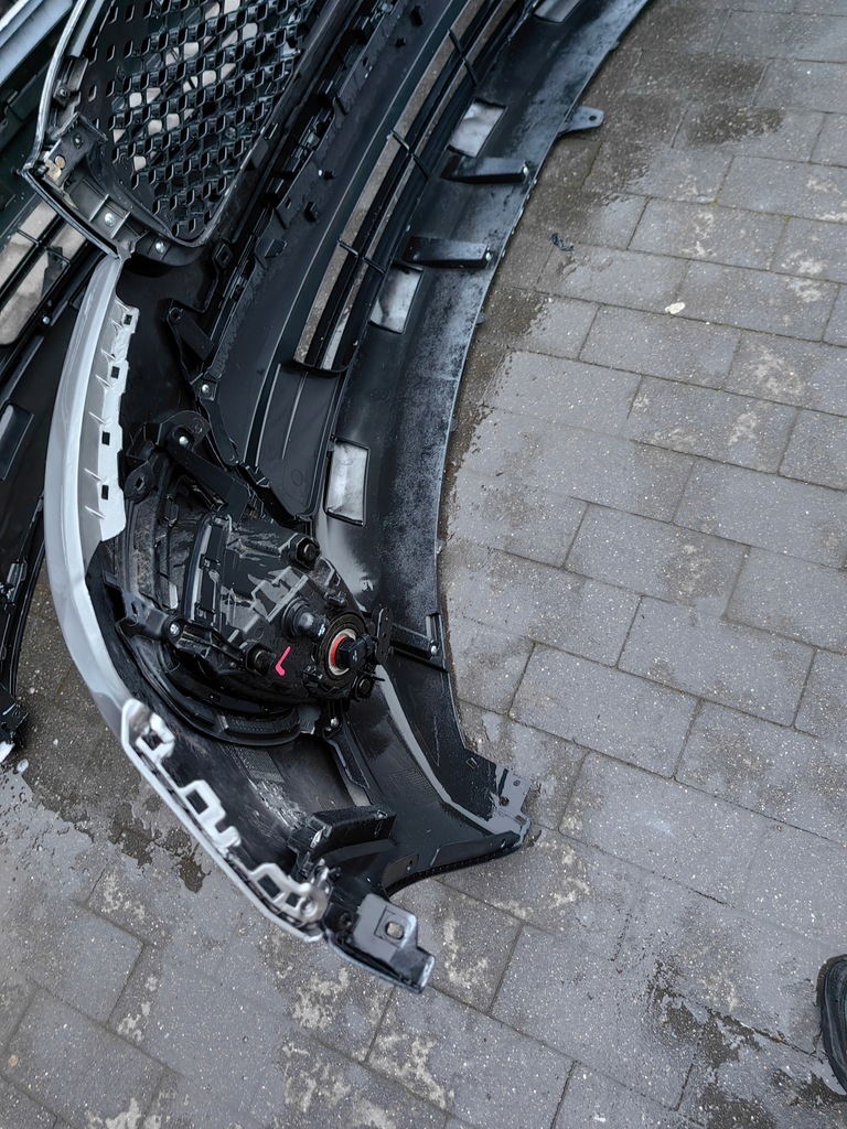 фото №8, Kia sorento 2015 - бампер передній