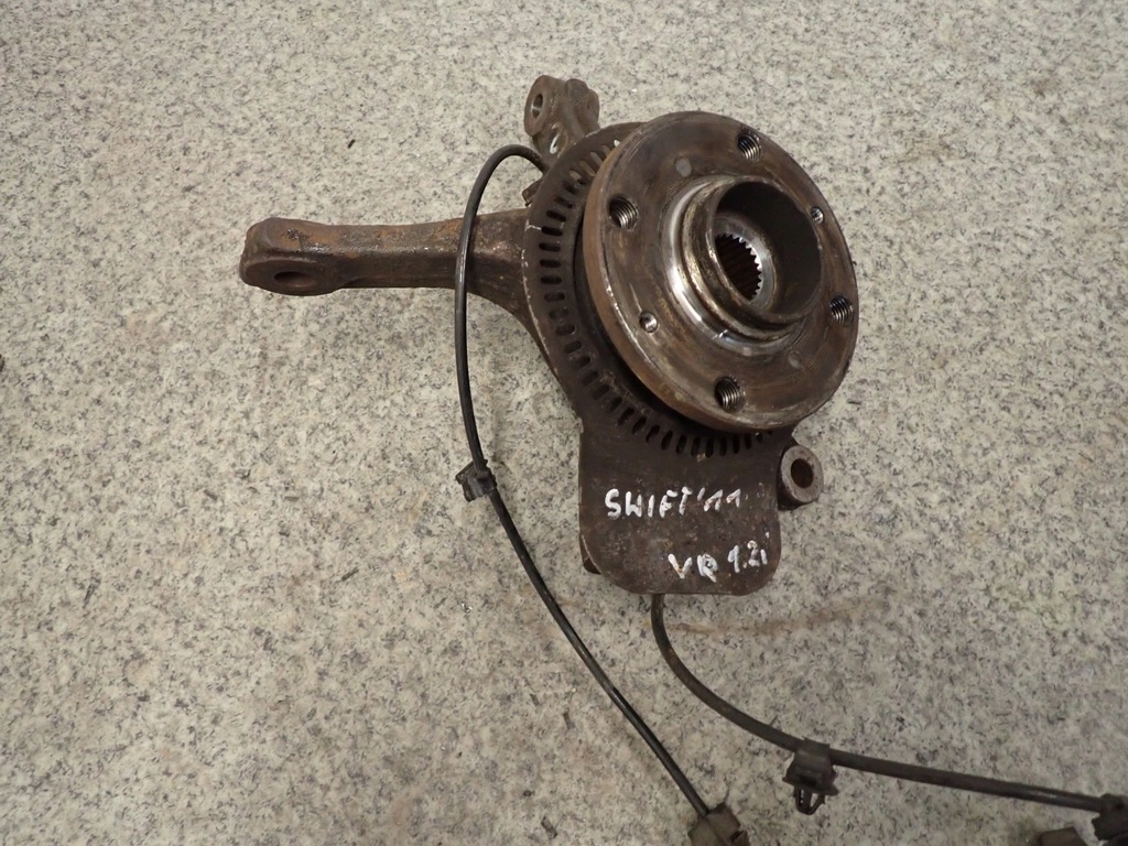 фото №6, Suzuki swift 10- поворотний кулак передня права