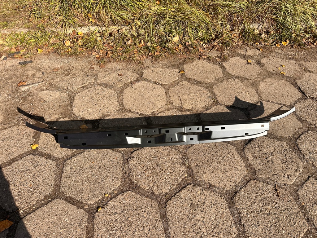 фото №3, Pas задняя обшивка балка mercedes sprinter 907 910 9103102000