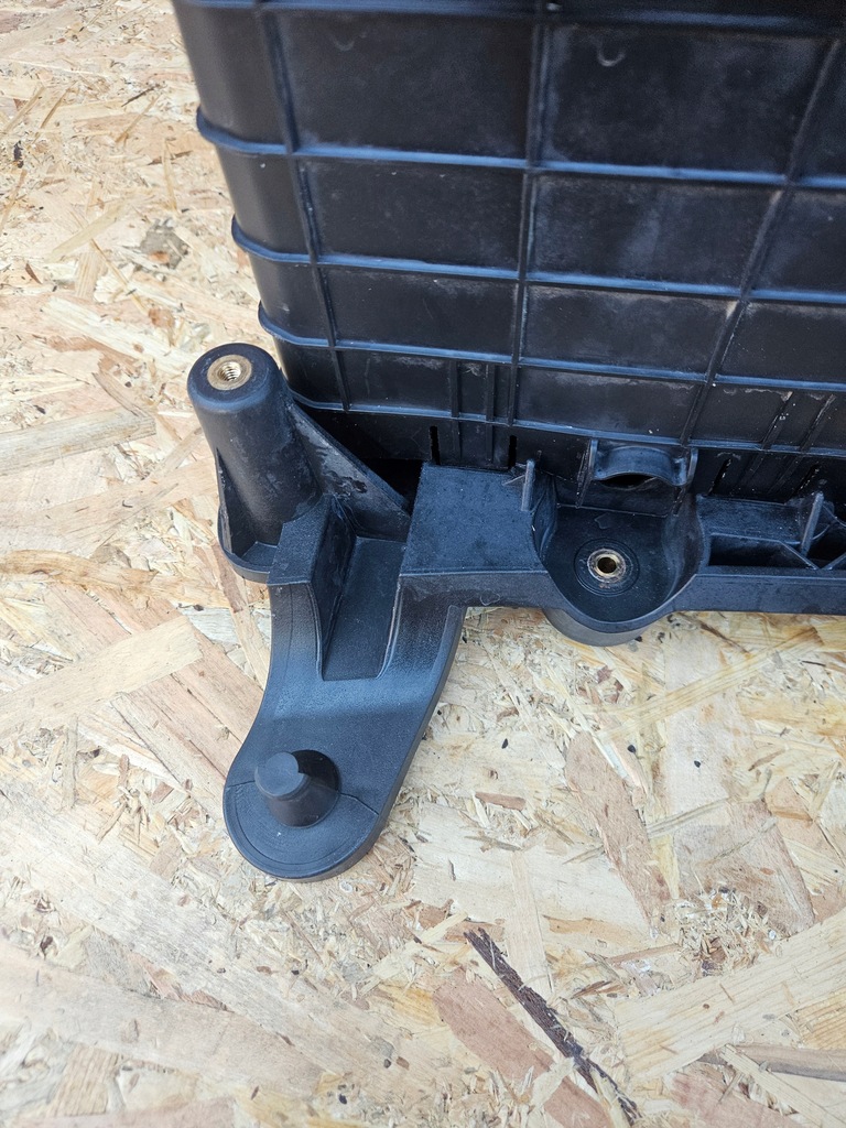 фото №4, Основа корпус акумулятор vw volkswagen 1k0915333c