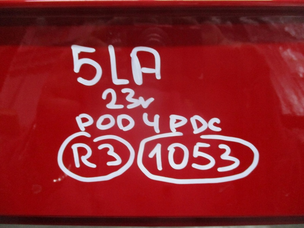 фото №10, Бампер перед skoda enyaq 5la pod 6 pdc pod ксенон 23r голый