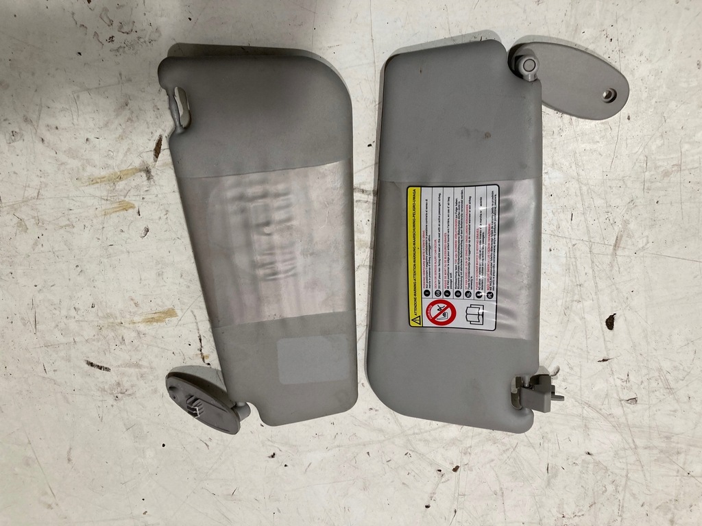 фото №1, Fiat grande punto козырёк защита солнцезащитная правая !!!