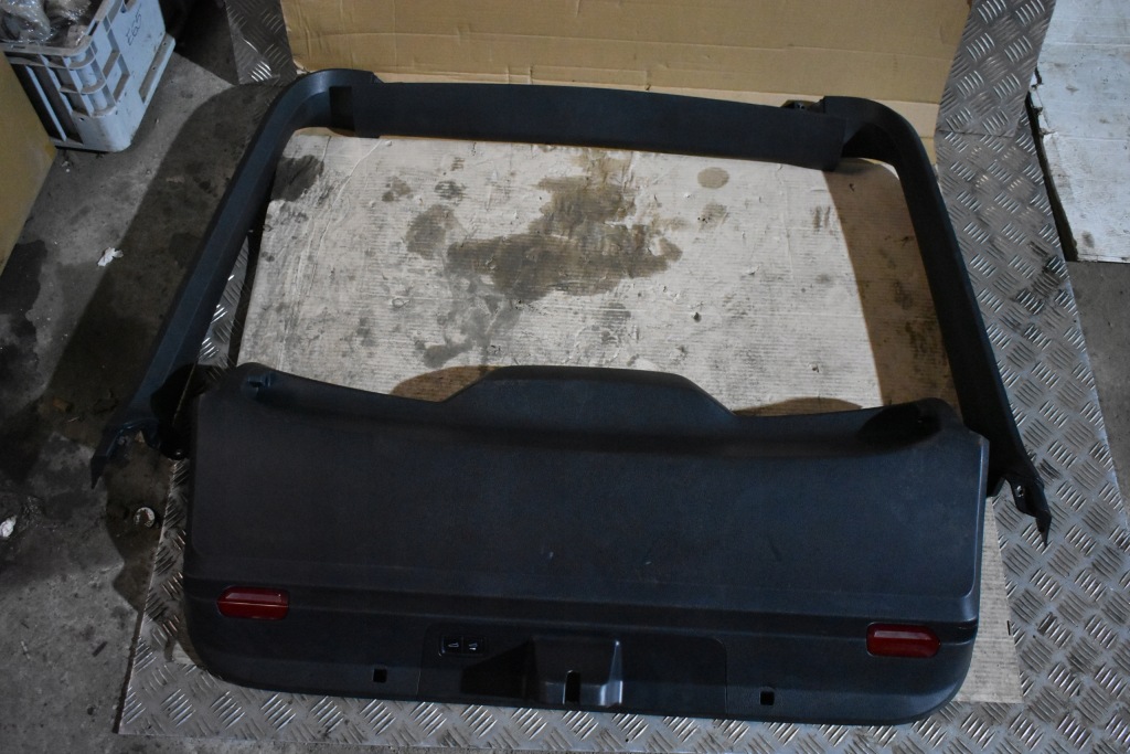 фото №1, Idealna защита накладка крышки багажника porsche panamera 971 1