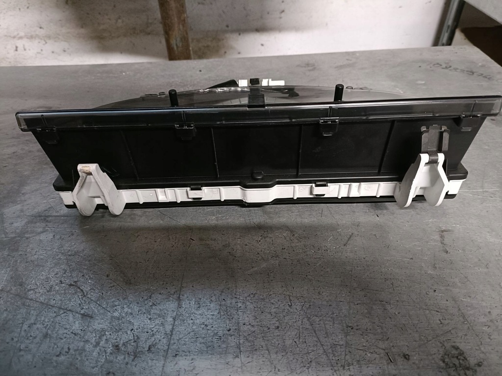 фото №7, Лічильник прилади toyota corolla verso ii 2.2 d4d 838000f092a