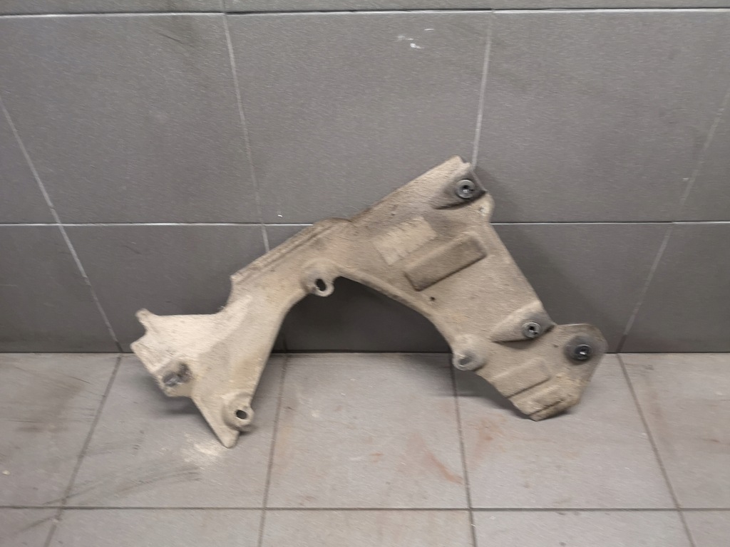 фото №6, Защита подвеска левая audi a8 d3 ii lift материал