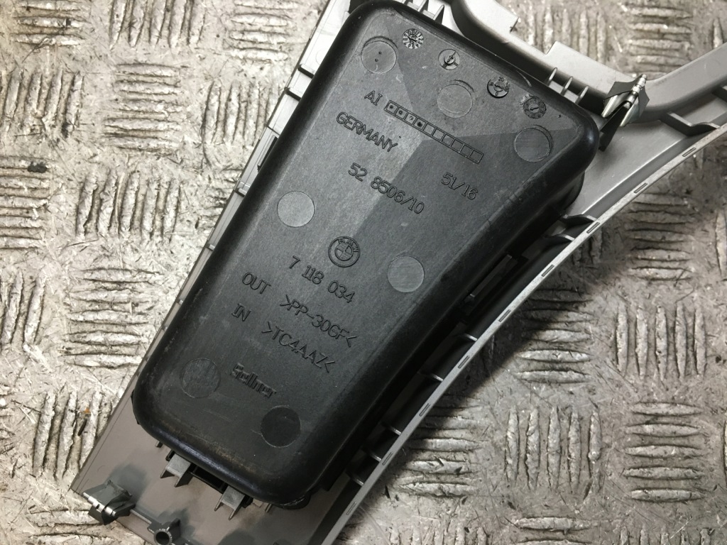 фото №9, Bmw e91 молдинг dekor тунель середнього 7118034