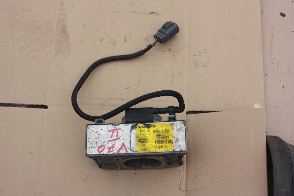 фото №1, Дроссельная заслонка volvo v70 ii 2,4 b