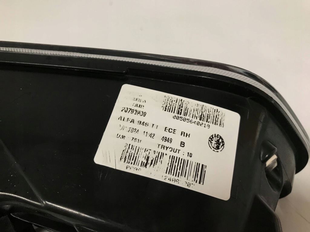 Alfa romeo stelvio qv фара задняя правый  led европа хорошее состояние! в Украине