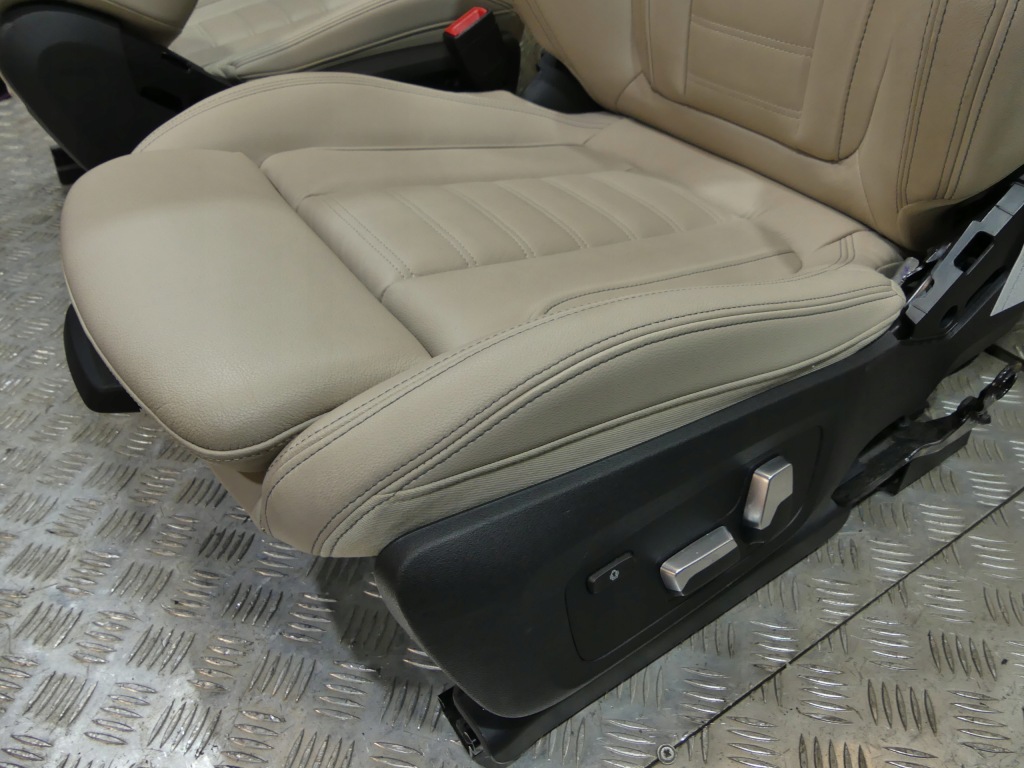 фото №14, Bmw 3 g21 lift sport оббивка сидіння + заднє сидіння підігрів тунель обшивки накладки