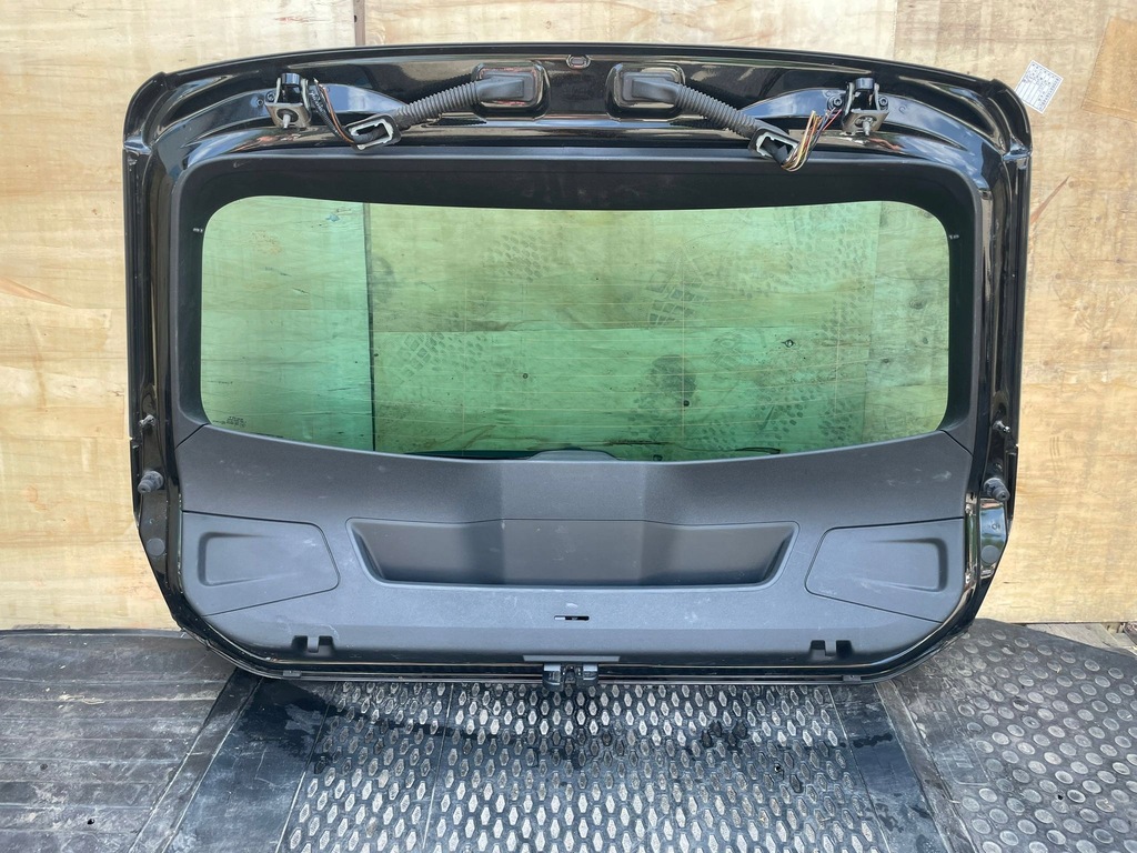 фото №7, Seat leon iii 5f hb кришка багажника багажника комплектна 5 двері лампи