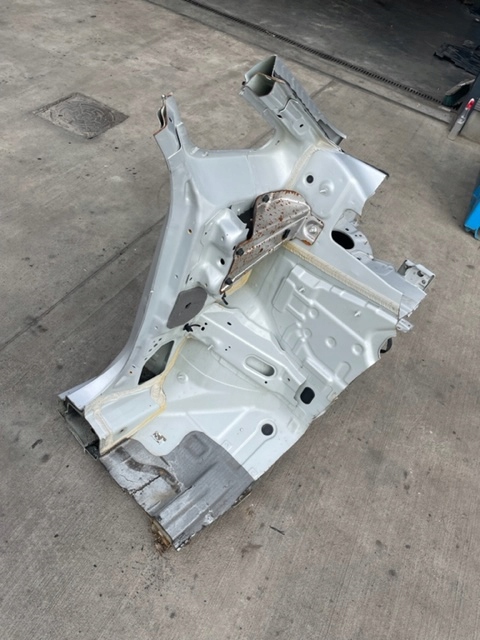 фото №4, Чверть лівий перед kia carens iv